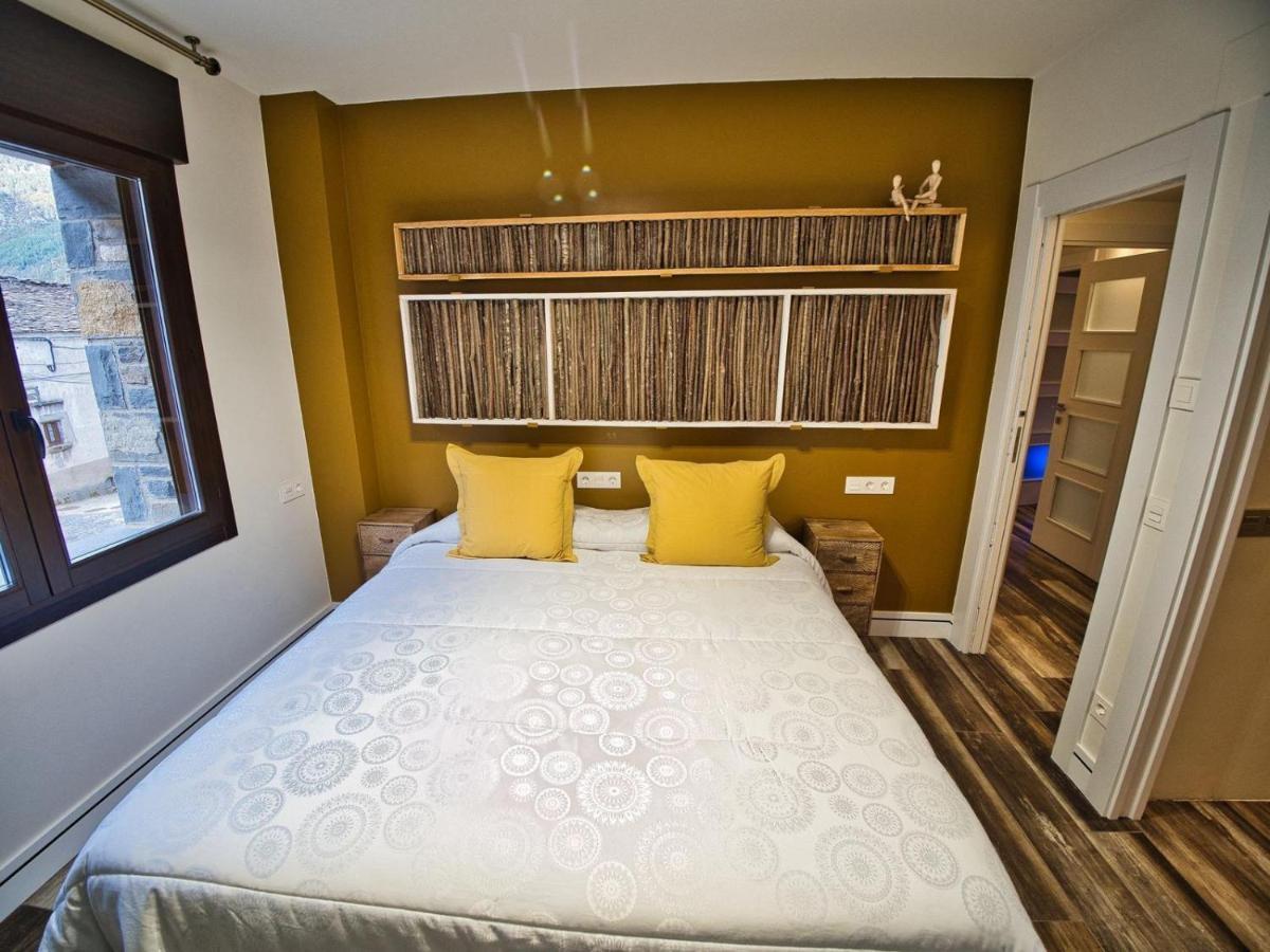 Apartamentos Valle De Ordesa-Torla Exteriör bild