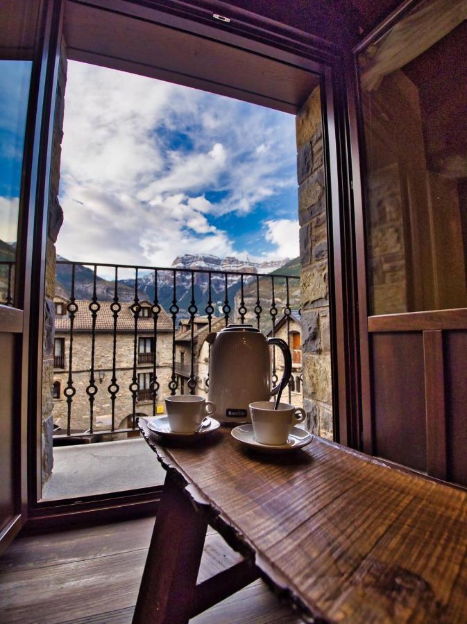 Apartamentos Valle De Ordesa-Torla Exteriör bild